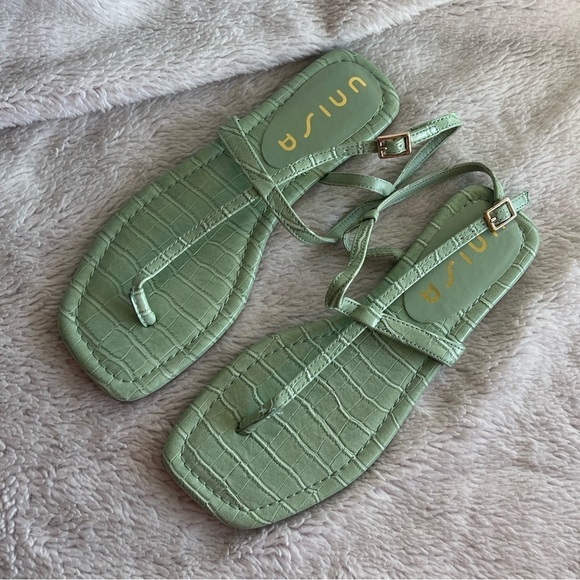 Unisa unaubrey mint green vegan leather reptile sandals - Picture 1 of 8